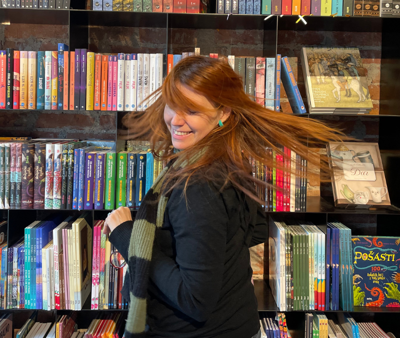 Petra Kolenc: Tra i fogli del libro e le foglie dell'albero