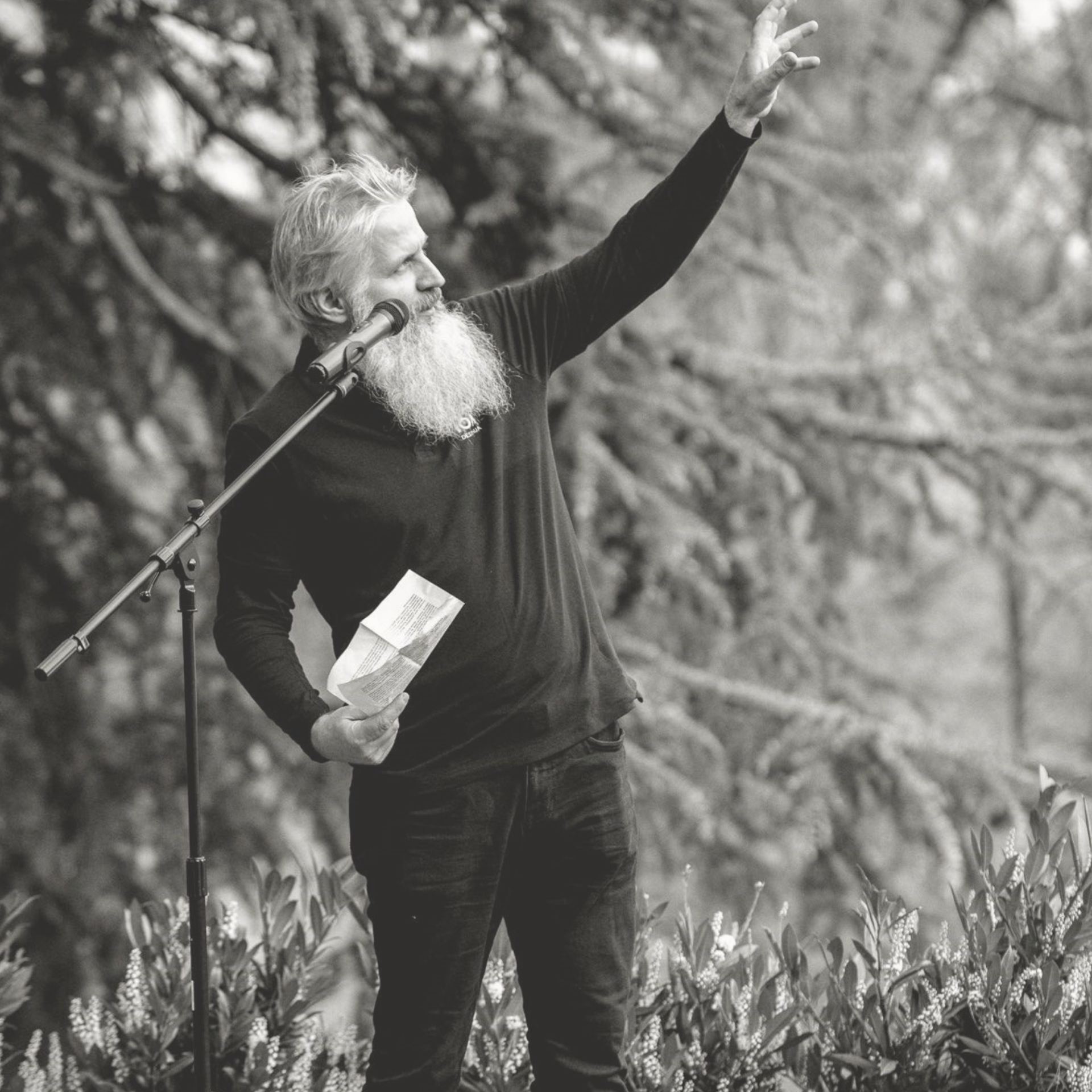 The sculpture ORG CXXI – Impulse for the Soča is now alive by the river! 