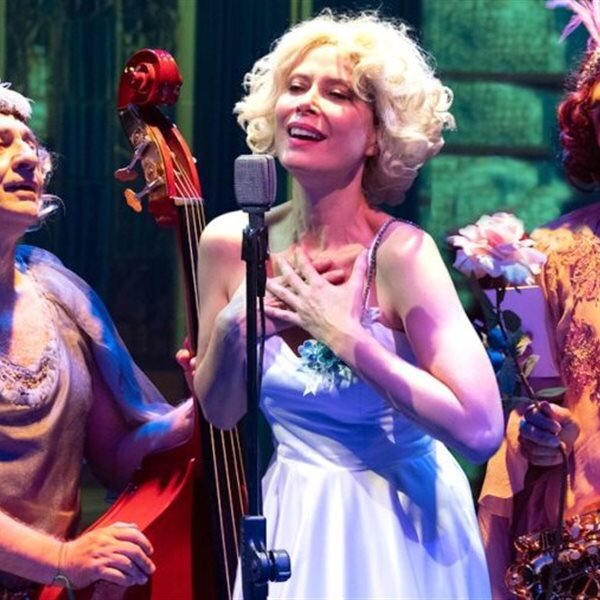 "A Qualcuno Piace Caldo"