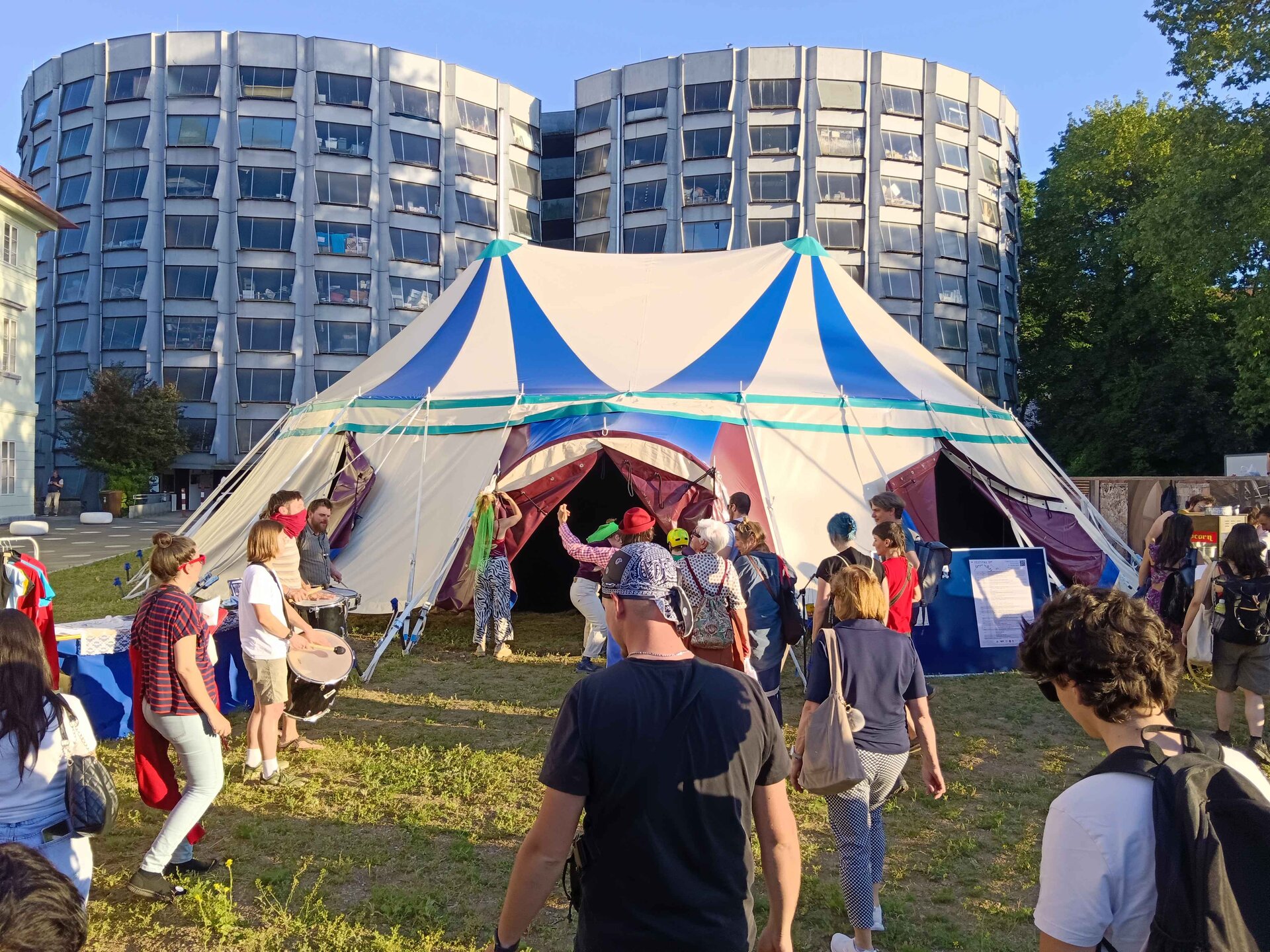 Community Circus Festival “Standing in the Wind”