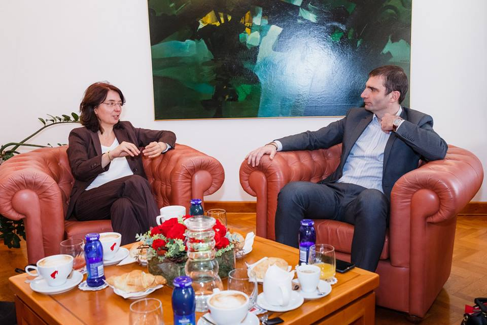 Consulente per la preparazione della candidatura a Capitale europea della cultura in visita a Nova Gorica e Gorizia