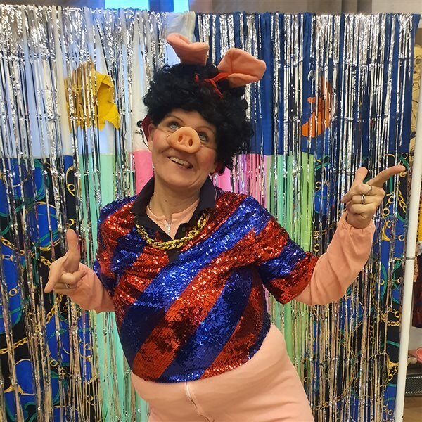 Komigo Baby - "Zvezde plešejo/Stars Dance"