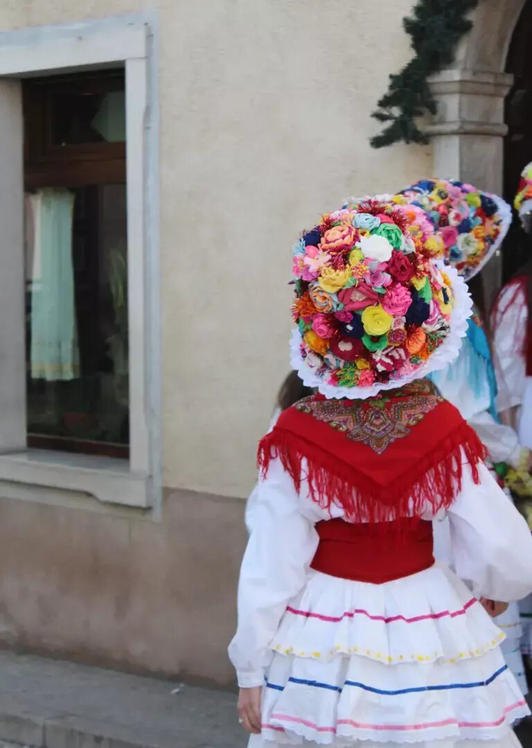 Stage of Resian dances Stage of Resian dances