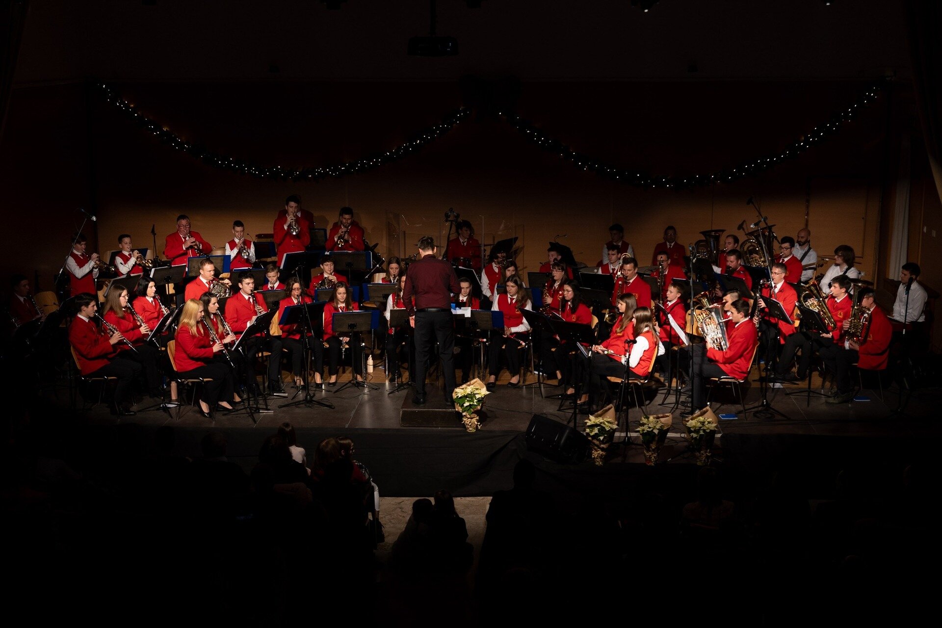 GREAT CONCERT WITH GUESTS
