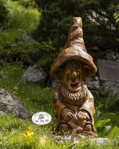 Zoisey the dwarf’s treasure 