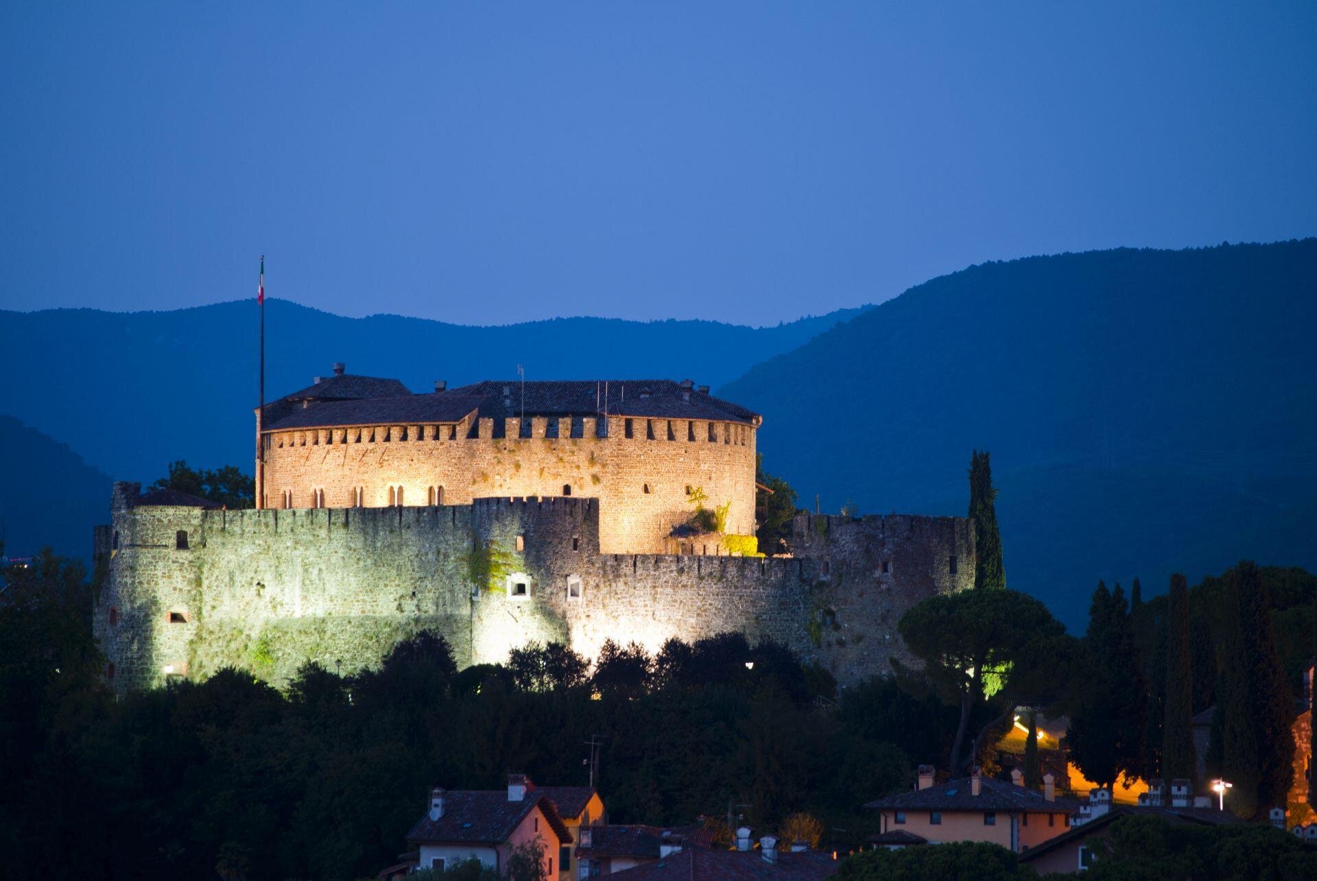 AL CASTELLO AL CASTELLO