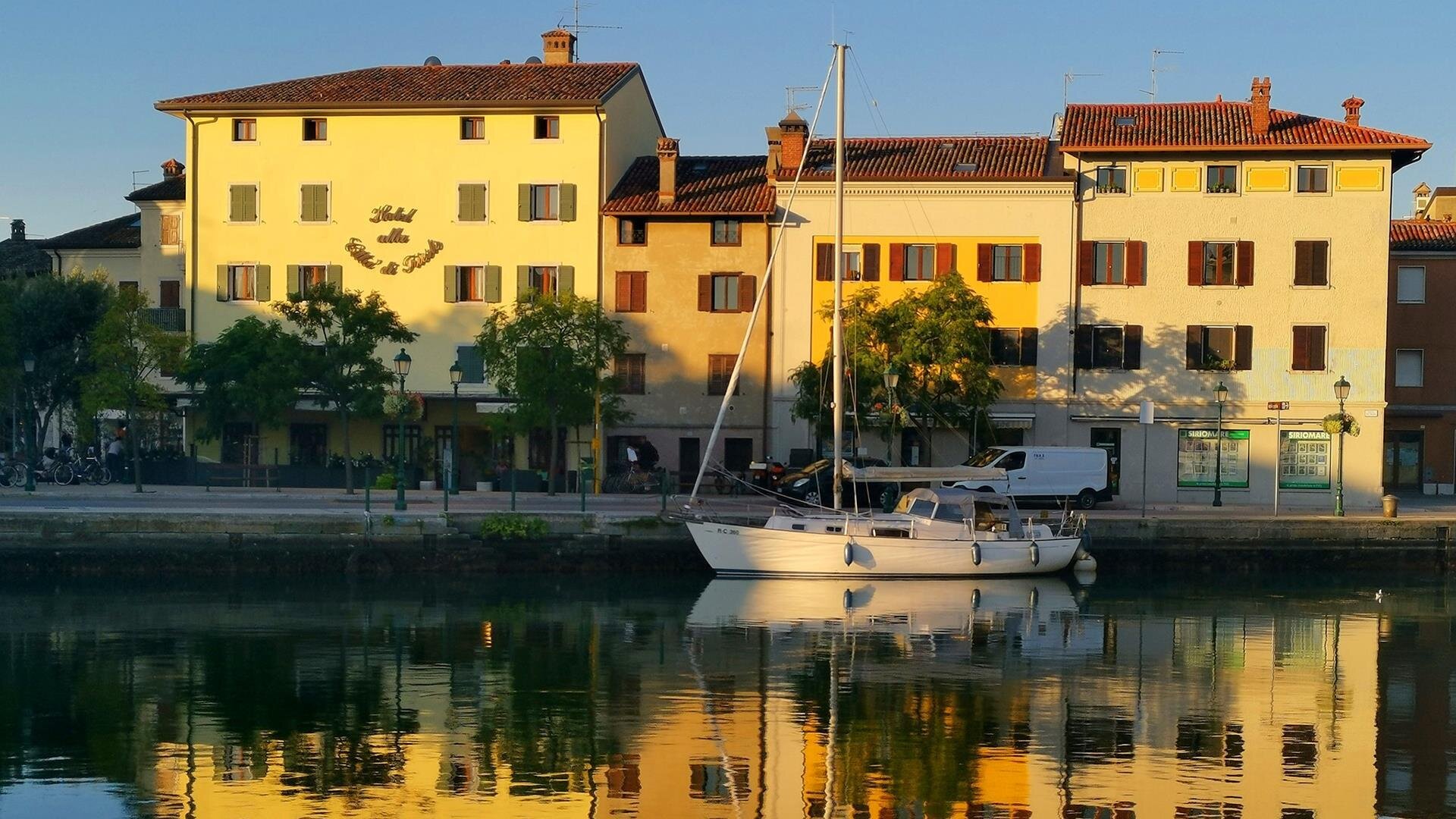 ALLA CITTA' DI TRIESTE ALLA CITTA' DI TRIESTE