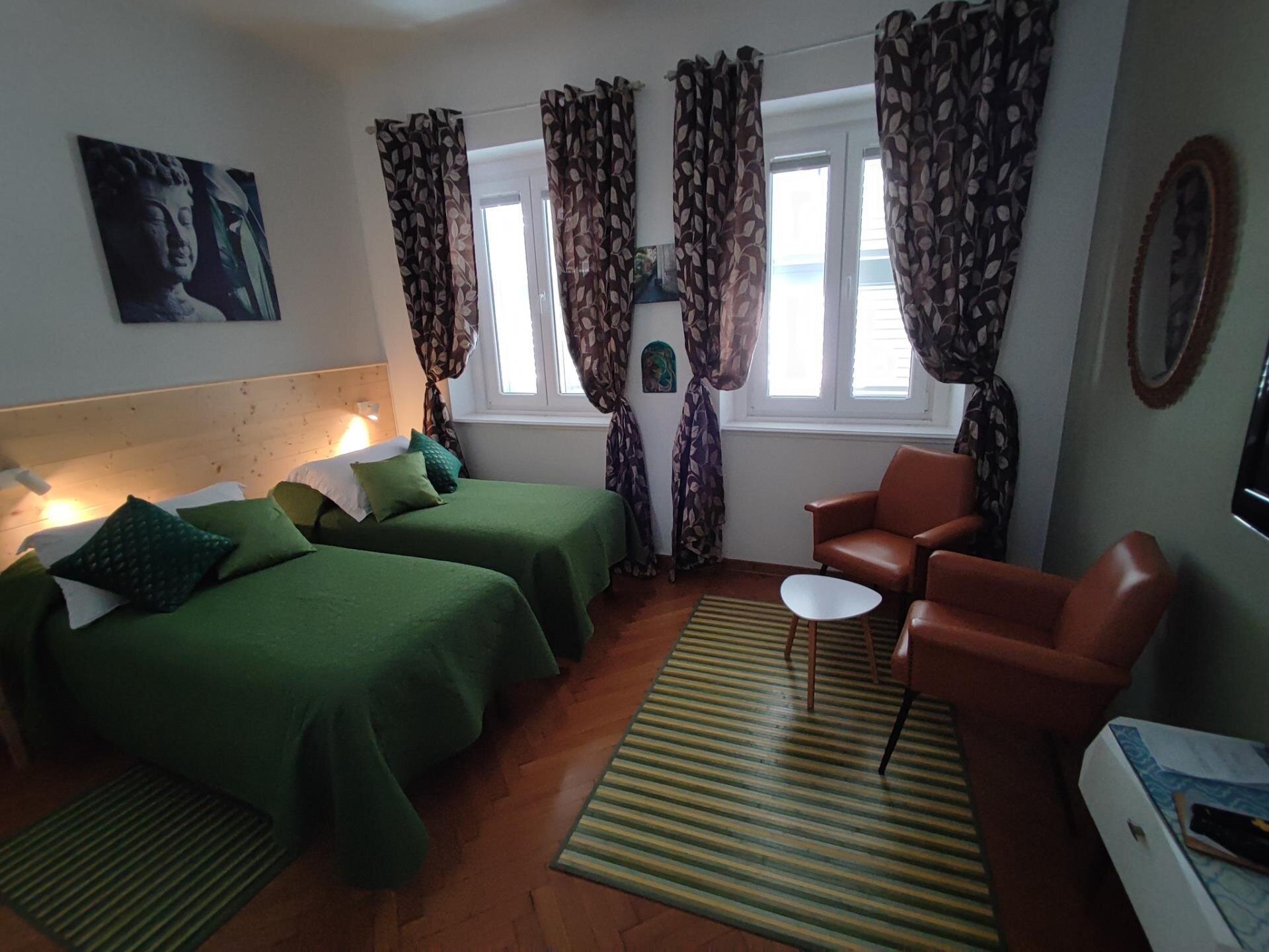 BED & CHIC BED & CHIC