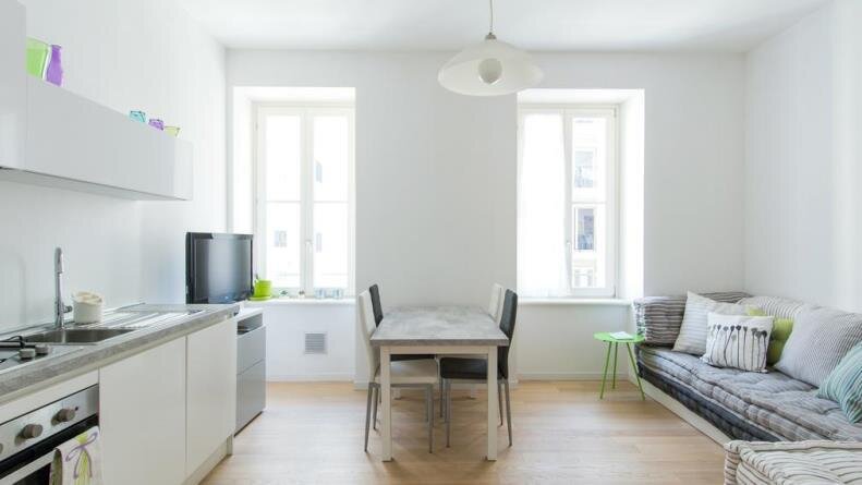 BELVEDERE WHITE FLAT BELVEDERE WHITE FLAT