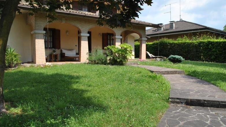 CASA VILLA PRIMAVERA CASA VILLA PRIMAVERA