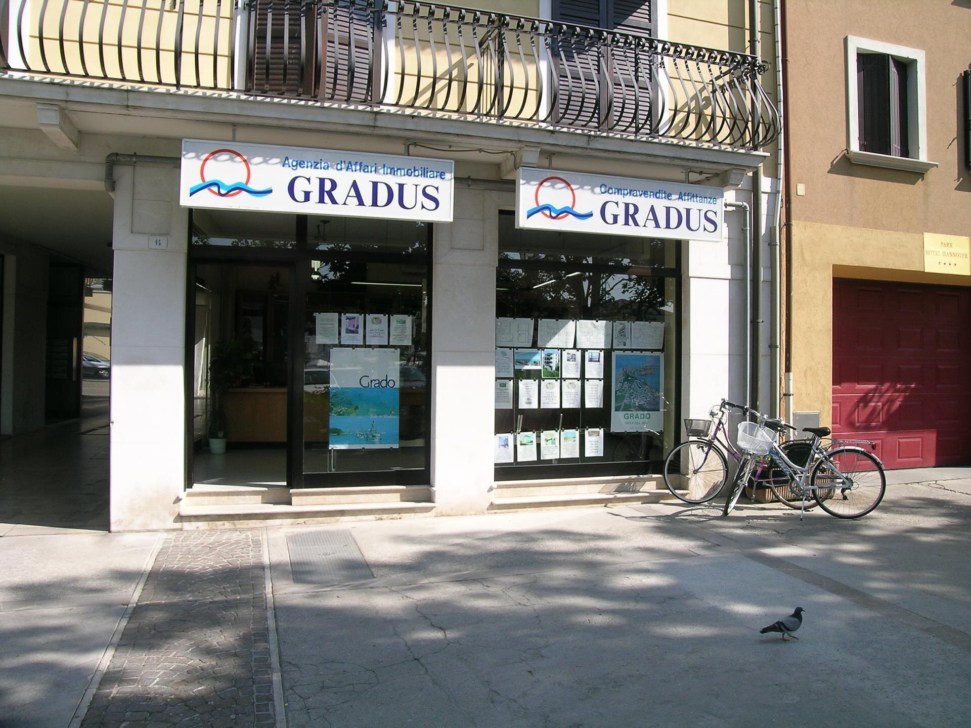 GRADUS GRADUS