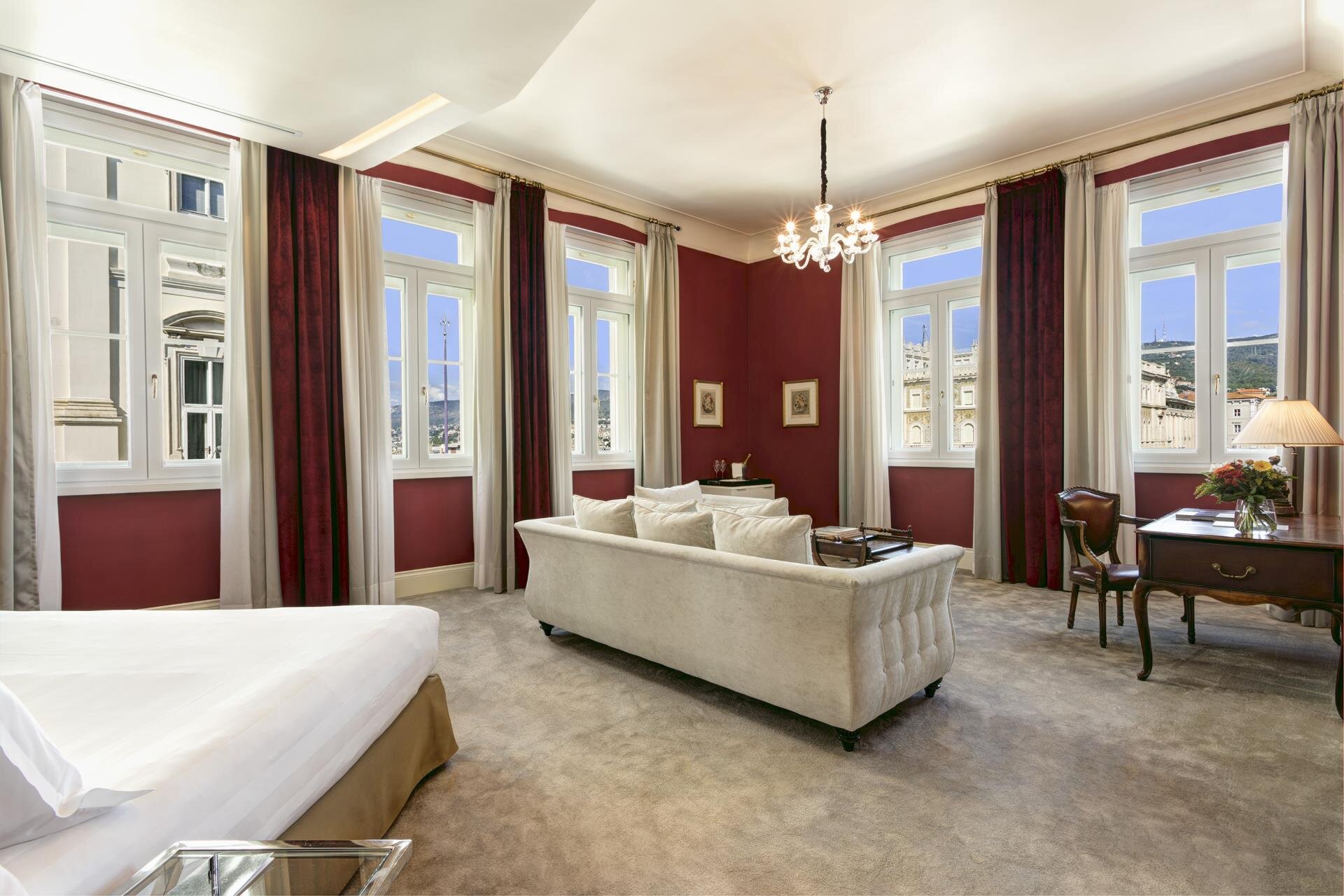 GRAND HOTEL DUCHI D'AOSTA GRAND HOTEL DUCHI D'AOSTA
