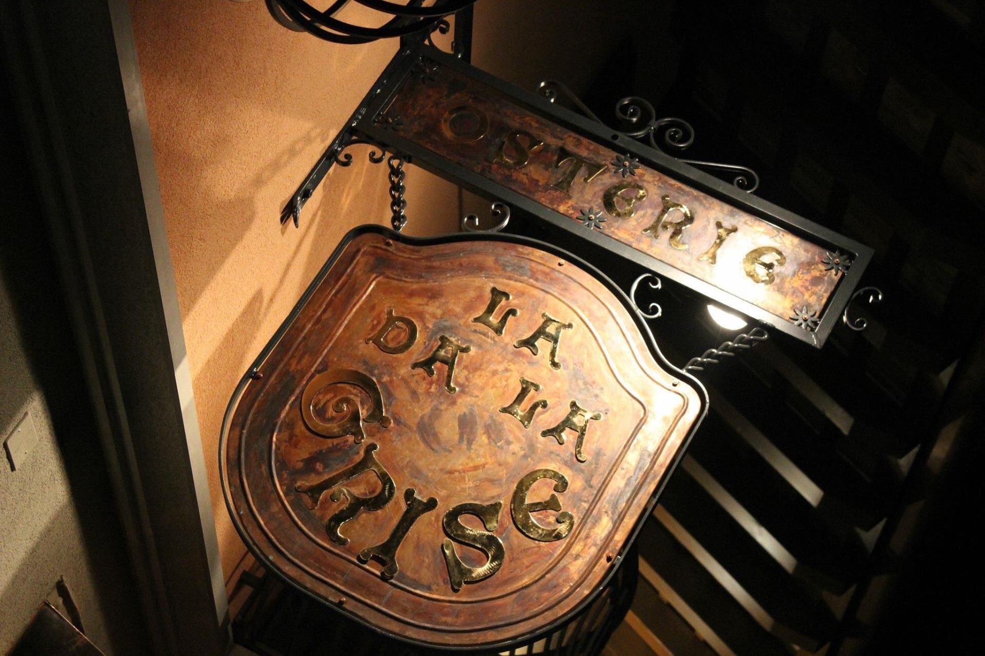 LA DA LA GRISE LA DA LA GRISE