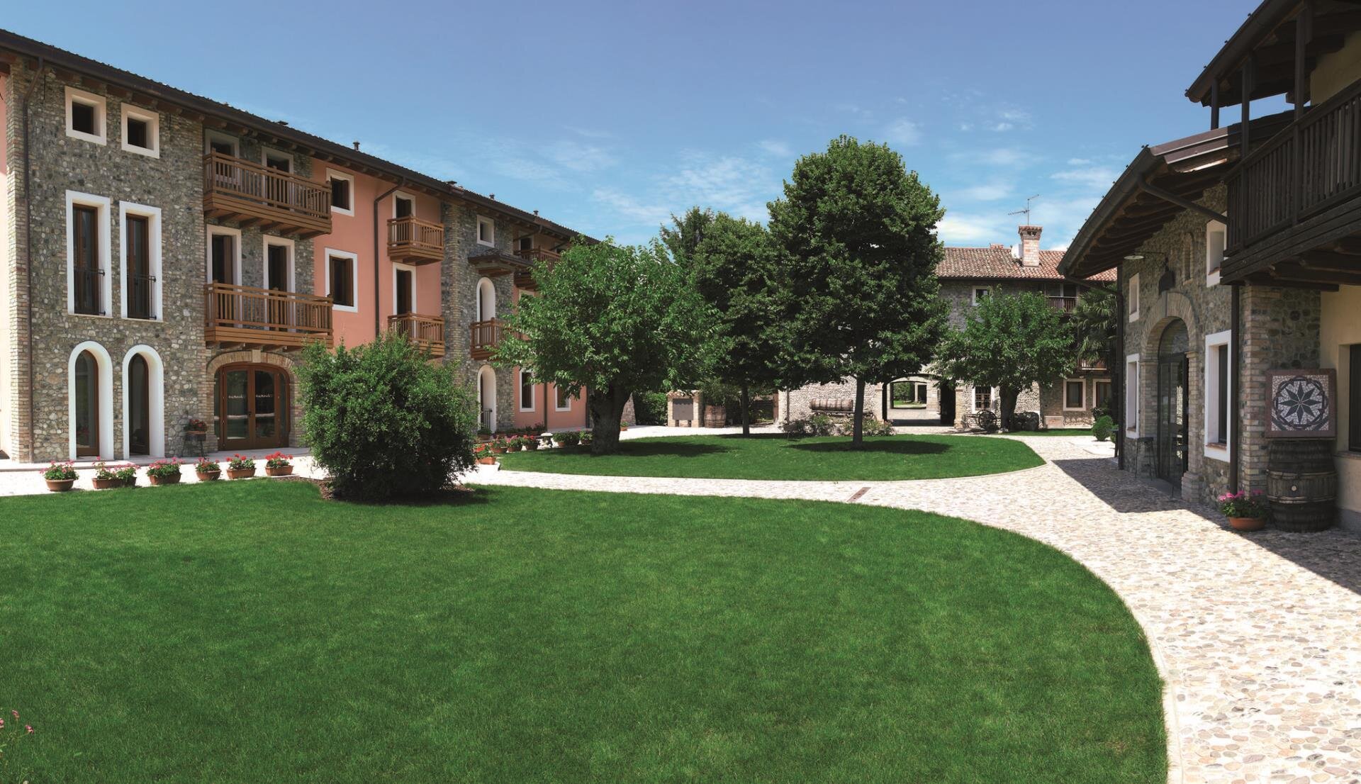 LA DI MARIUTE COUNTRY RESORT LA DI MARIUTE COUNTRY RESORT