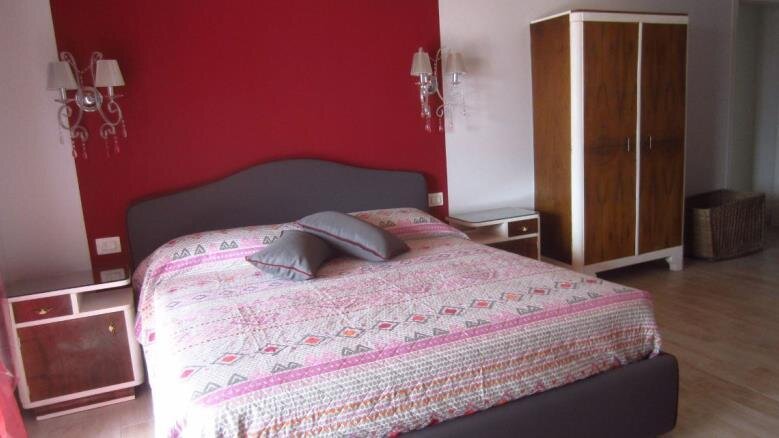LE LAVANDERE COUNTRY HOUSE LE LAVANDERE COUNTRY HOUSE