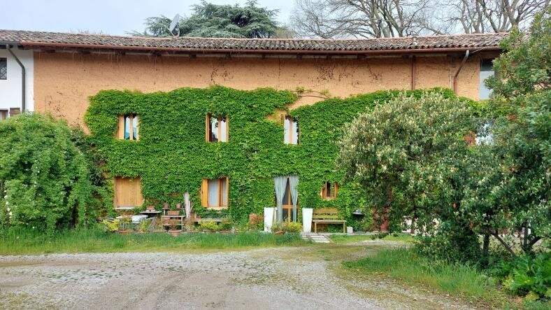 PASSAGGIO IN VILLA PASSAGGIO IN VILLA