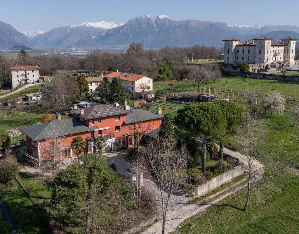 All'Antica Scuderia del Castello 