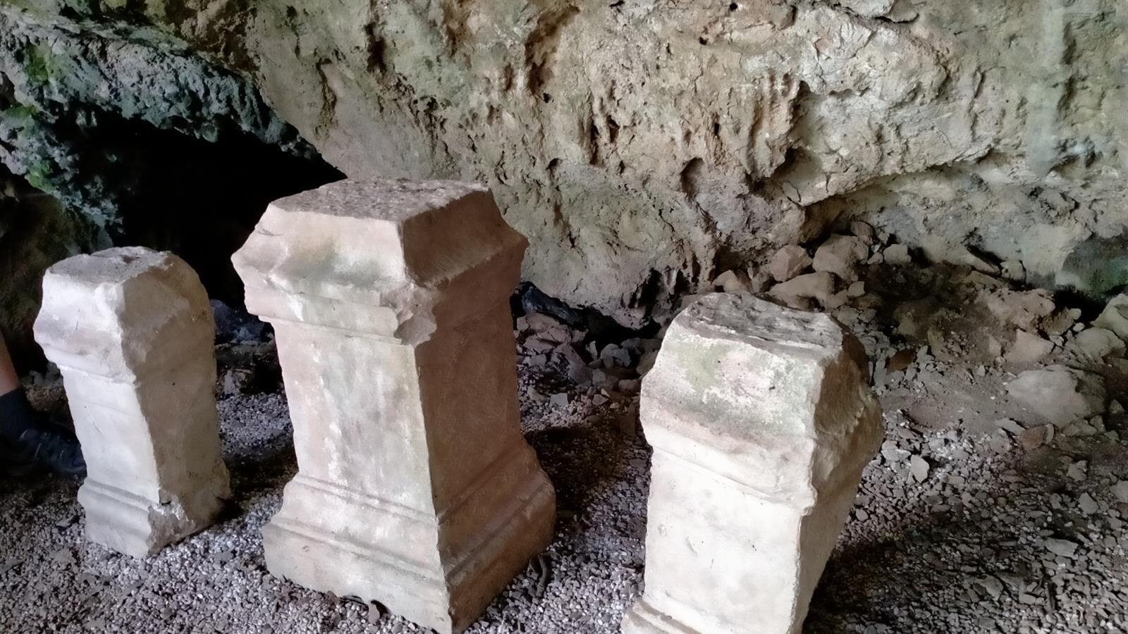 Cave of Mitreo Cave of Mitreo