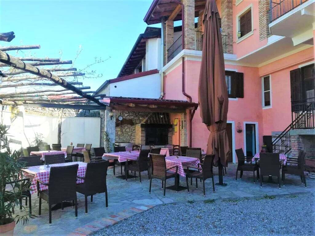 Files 12071 Cache C Prw Gostilna Gostilna Stirna 2 C Prw