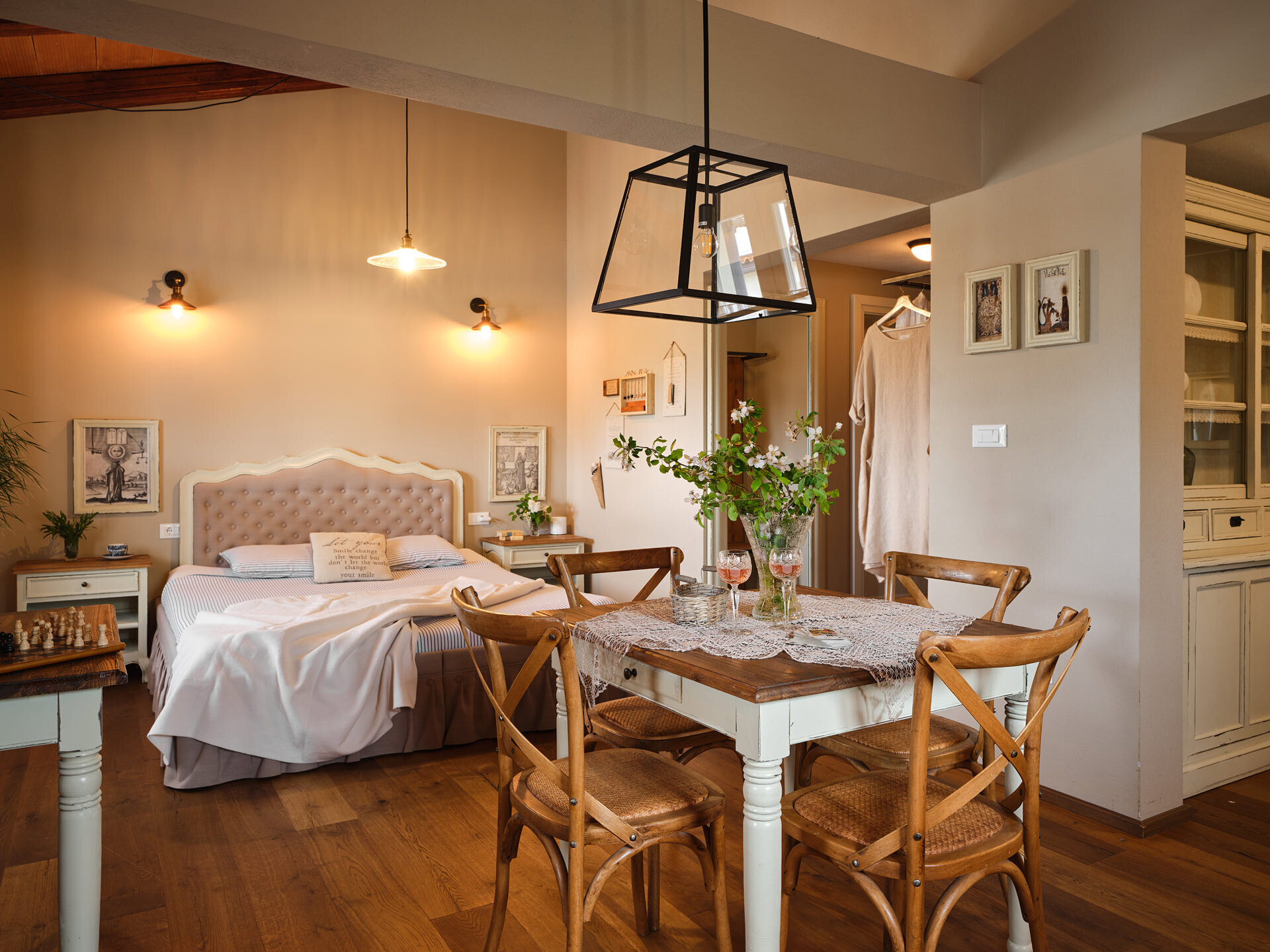 St. Daniel Hotel & Restaurant