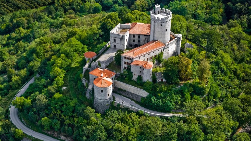 Il castello di Rihemberk Il castello di Rihemberk