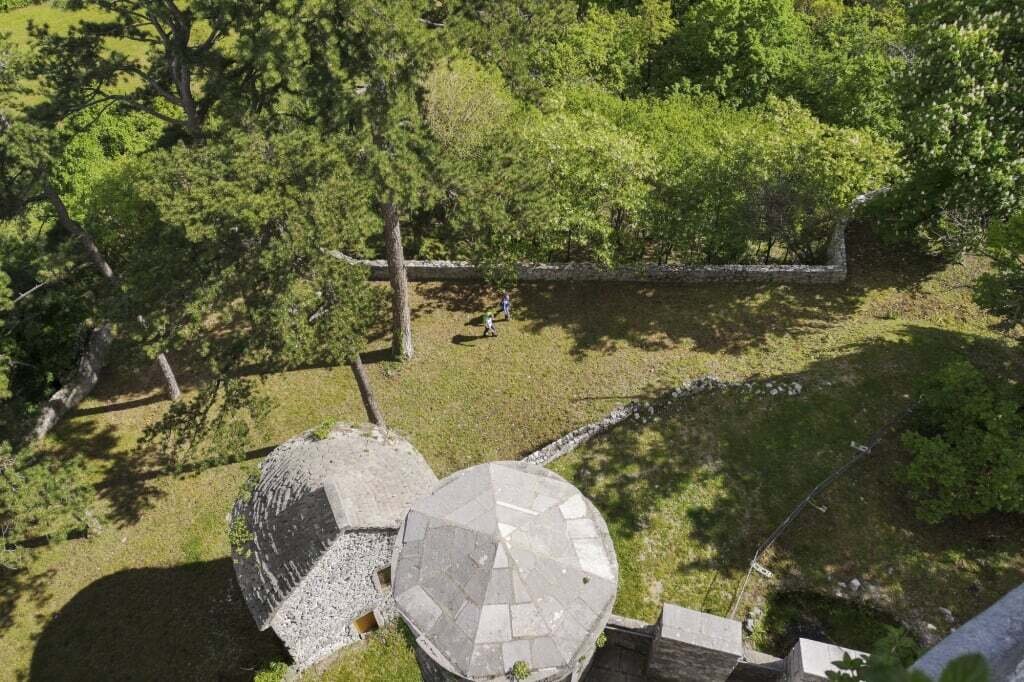 Files 12071 Cache C Prw Grad Rihemberk 160019 C Prw