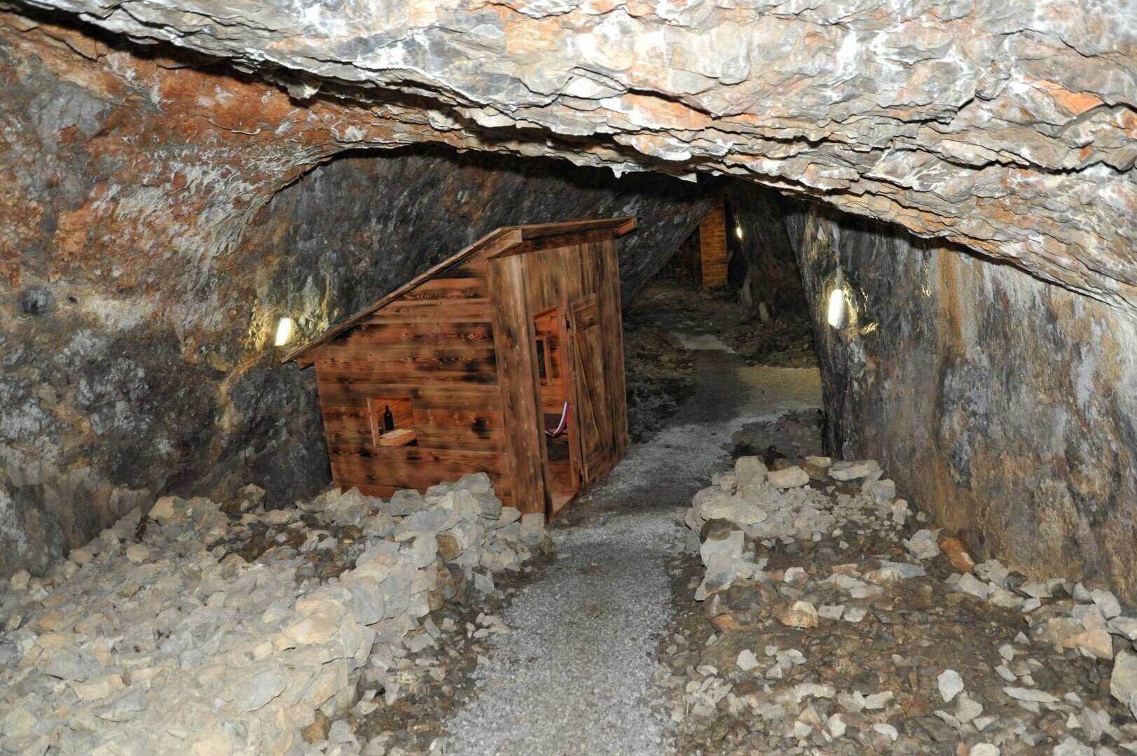 Pečinka Cave Pečinka Cave