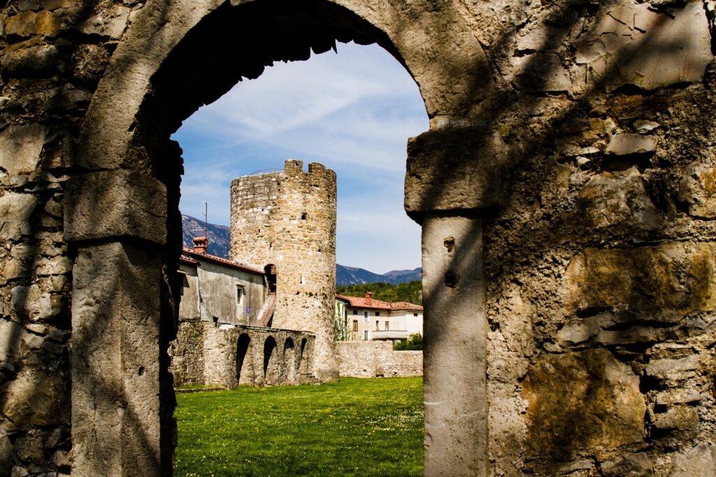 Files 12071 Cache C Prw Ajdovscinacastleculturalheritage60b5e8a89c63b C Prw