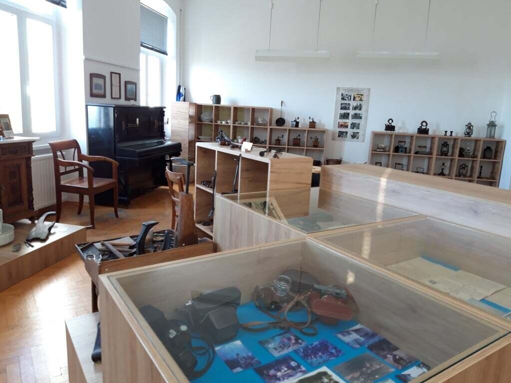 Files 12071 Cache C Prw 20211028 101326 C Prw