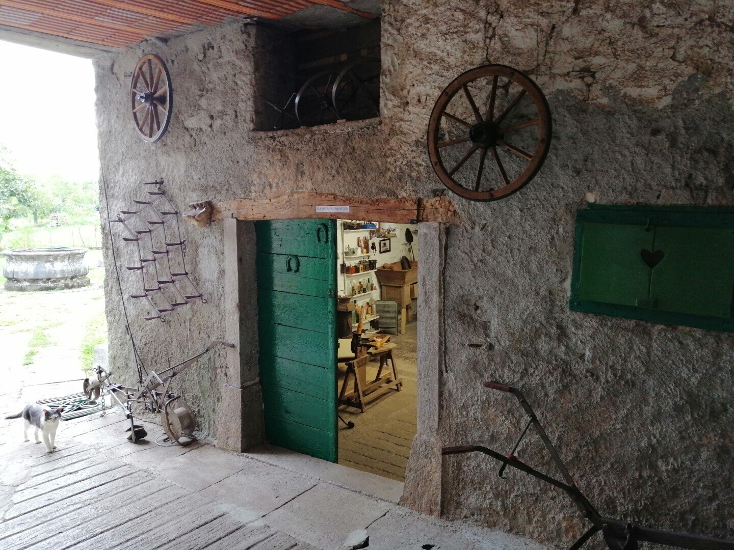 Zasebna zbirka tehniške dediščine in etnološke tehnike Zasebna zbirka tehniške dediščine in etnološke tehnike