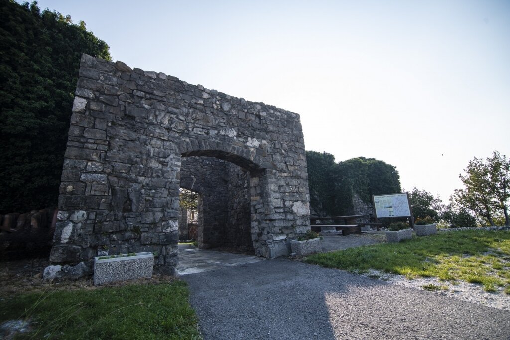 Tabor sopra Črniče